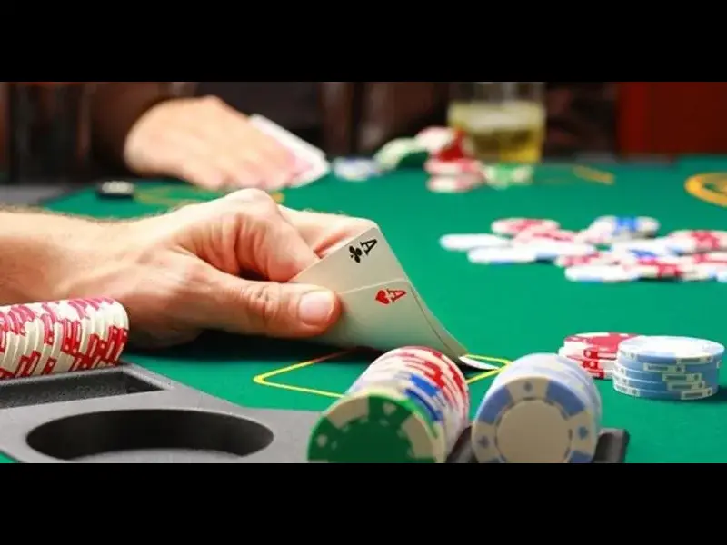 Thùng Phá Sảnh Poker Có Độ Mạnh Ra Sao Trong Ván Bài